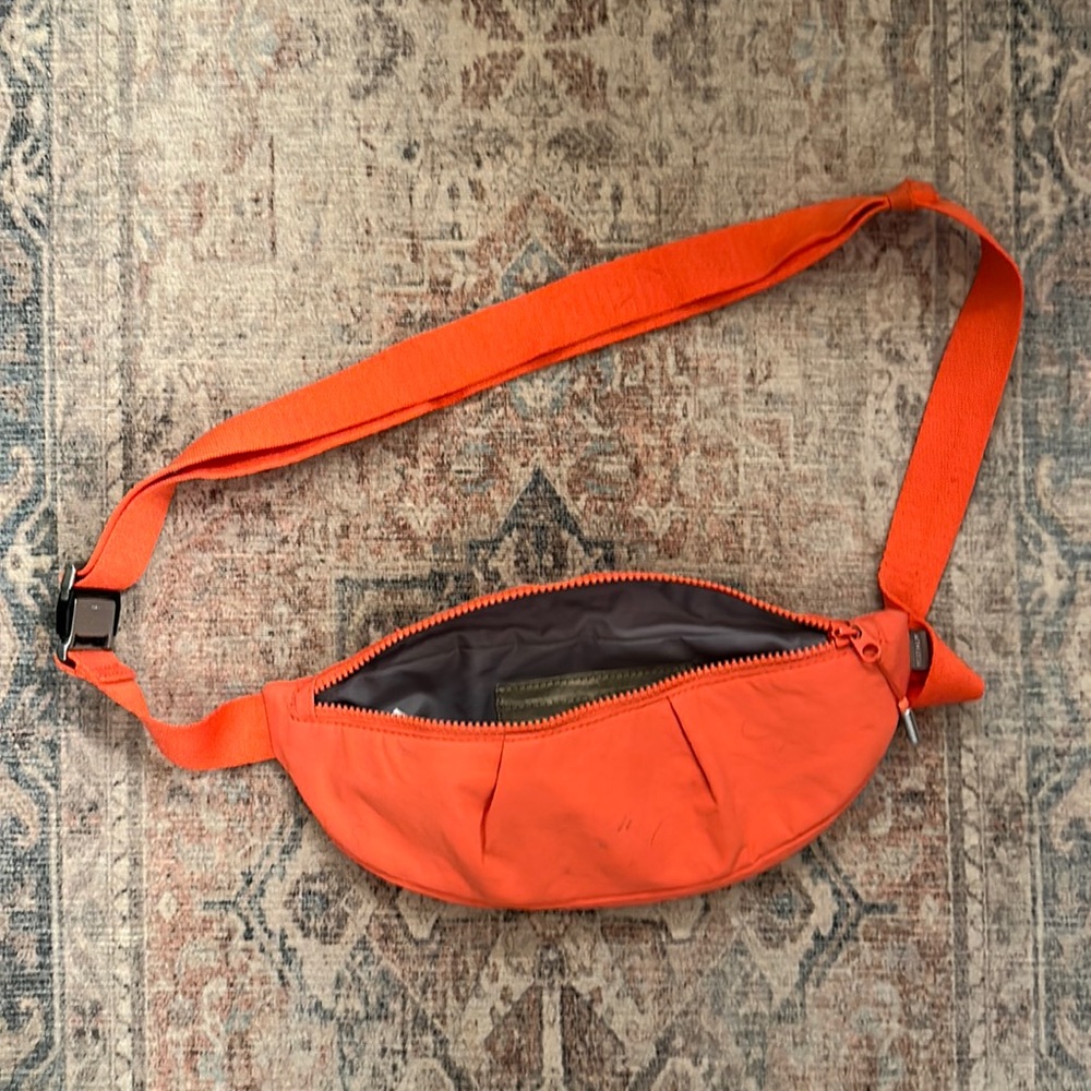Athleta belt bag